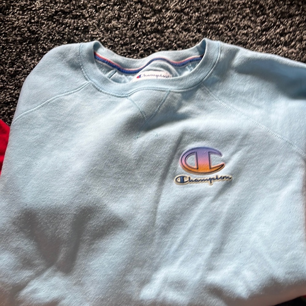 light blue champion sweatshirt